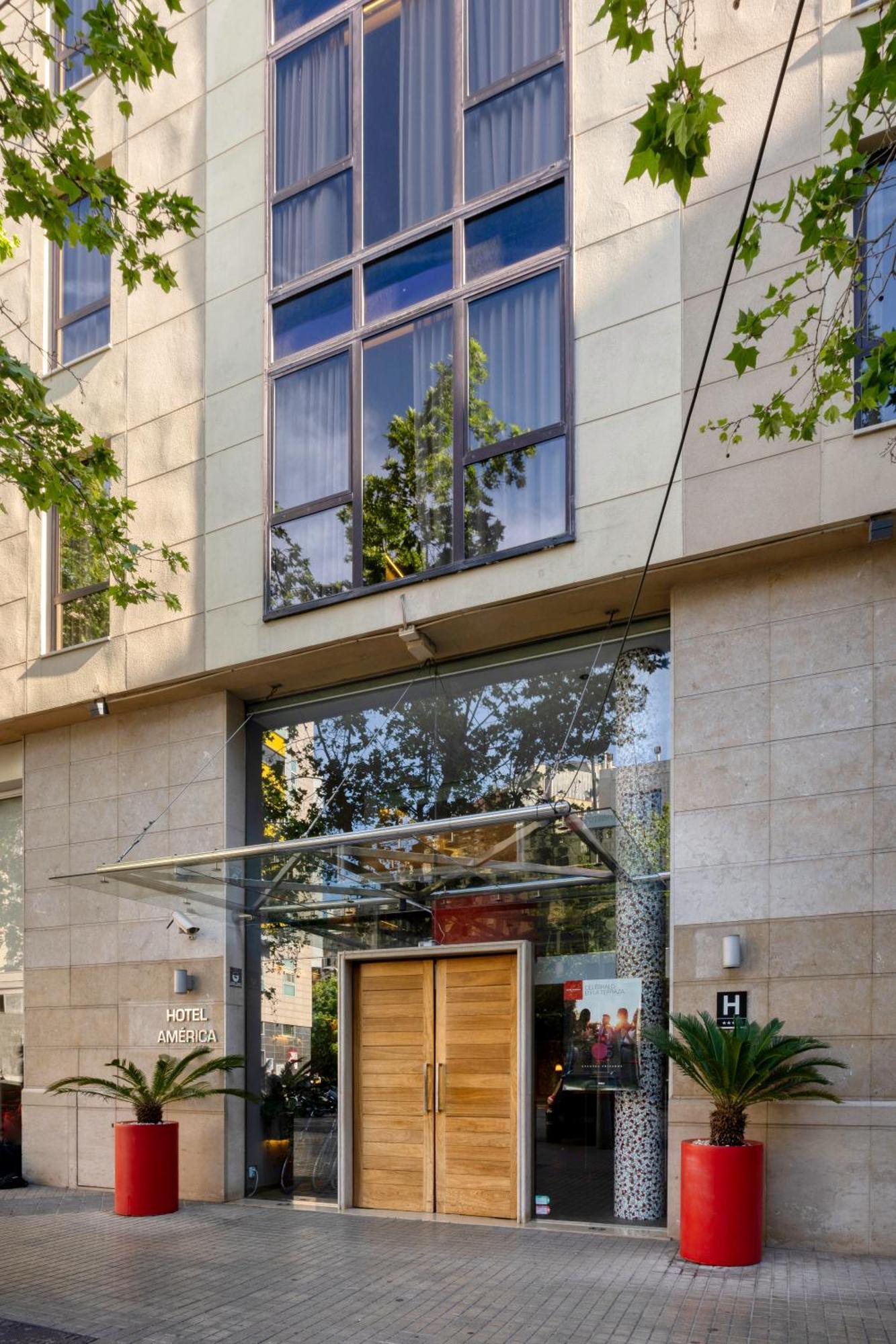 América Hotel 4*